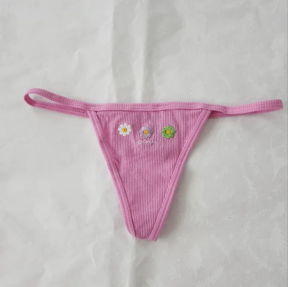 ππ₯NWT PINK Victoria's Secret V-string panties Ribbed cotton pink flowers - Picture 1 of 3